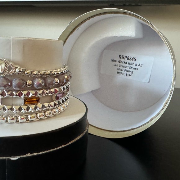 BP She Works With It All Fall Luxe Stack - Picture 5 of 9